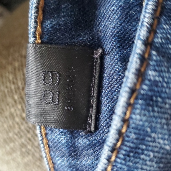 Vince Skinny Welt Front Pocket Jean in Dark Wash - Picture 5 of 5